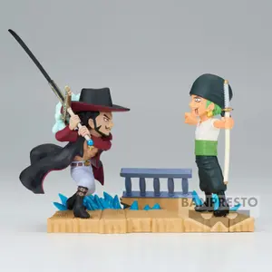 Figurine Banpresto One Piece Log Stories Roronoa Zoro VS Dracule Mihawk image-0