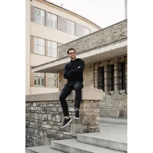 Sweatshirt à capuche Be Lenka Essentials image-4