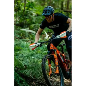 Hand guard kit Barkbusters image-1