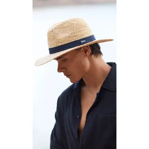 Hat Barts Albury image-2