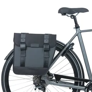 Waterproof polyester bike carrier bag with reflective piping on tour Basil (x2) image-2