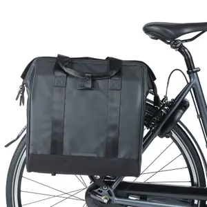 Sacoche de porte-bagages vélo étanche avec réflèchissants Basil Tarpaulin hook-on image-1