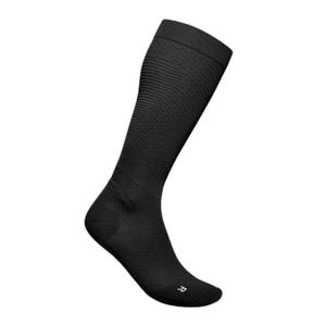 70000330-women-s-compression-socks-bauerfeind-run-ultralight-black
