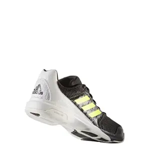 Schuhe adidas Multido Essence image-2