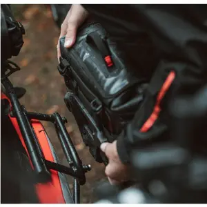 Carrying case with left-hand adapter plate for side brackets SW-Motech WP image-4