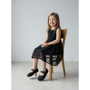 Ballet flats girl Be Lenka Tinkee image-1