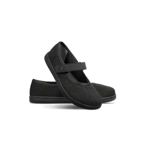 Ballet flats girl Be Lenka Tinkee image-2