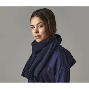 Fringed fleece scarf Beechfield image-1