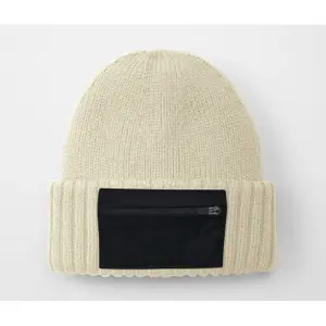 Hat with pocket Beechfield image-1