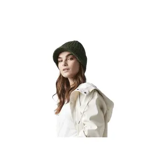 Cap with a visor Beechfield Peaked image-0