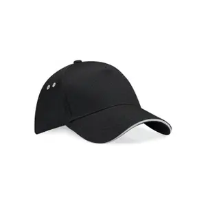 5-panel cap with contrasting color sandwich Beechfield Ultimate image-0