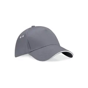 5-panel cap with contrasting color sandwich Beechfield Ultimate image-0