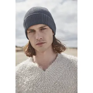 Cotton hat with technical patch Beechfield image-1