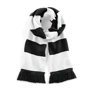 striped scarf Beechfield Stadium image-0
