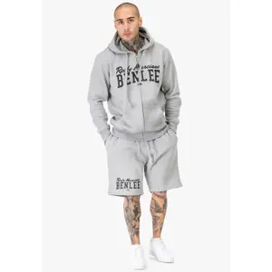 Classic short haircut Benlee Hennry image-1