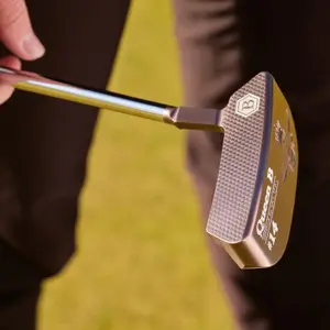 Right-handed putter Bettinardi Queen 14 34’ inches GripJumbo image-4