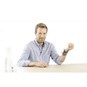 Medidor de tensão arterial de pulso com função de voz Beurer BC 21 image-2