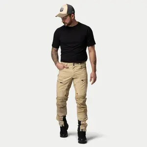 Pantalón de senderismo Beyond Nordic image-1