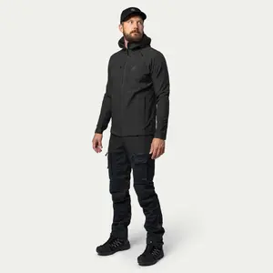 Chaqueta de senderismo Beyond Nordic image-2