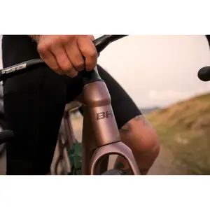 Elektrofahrrad BH Bikes Igravelx Nx Carbon 2.7 image-2