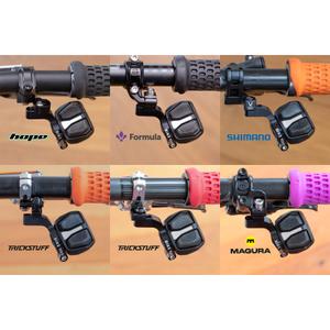 Brzdový adaptér Bike Yoke Poddy Droit image-1