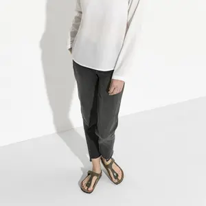 Sandales Birkenstock Gizeh Waxy Leather image-5
