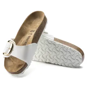 Women's sandals Birkenstock Madrid Big Buckle Birko-Flor Patent image-4