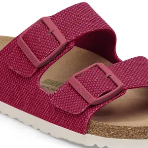 Chinelos de mulher Birkenstock Arizona Rivet Logo image-5