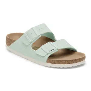 Chinelos de mulher Birkenstock Arizona Rivet Logo image-2
