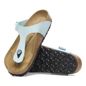 Women's sandals Birkenstock Gizeh Patent image-4