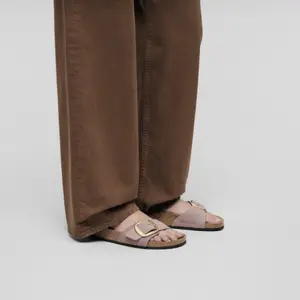 Damen Nubukleder-Sandalen mit großer Schnalle Birkenstock Madrid image-5