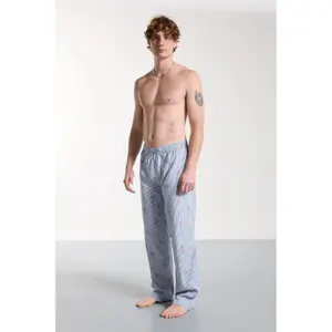 Pyjamahose Bisous Skateboards image-1