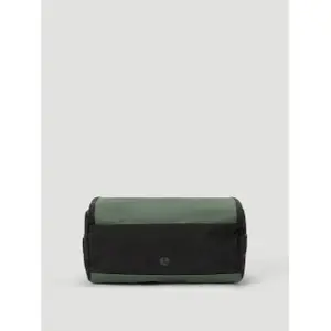 Toiletry bag Björn Borg image-1