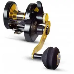 Carrete con freno delantero Black Cat Battle Cat Vertical 710 LH