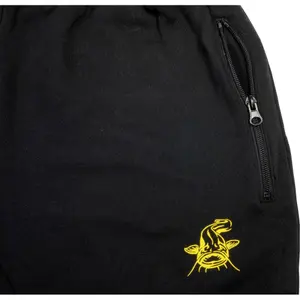 Short Black Cat image-2