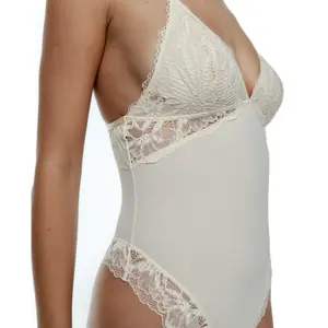 Women's body triangle Black Limba Ray image-2