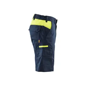 Short Blaklader 2D image-2