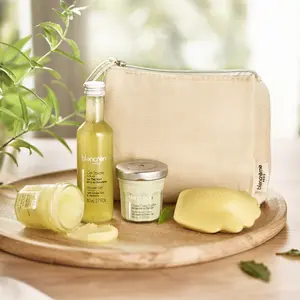 Kit de cuidado corporal - té verde Blancreme Cocoon image-0