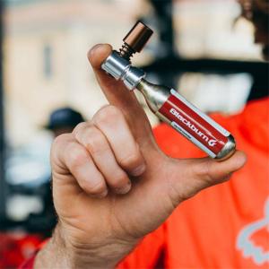 blapo010018-pumpe-ohne-kartusche-blackburn-wayside-co2-schwarz-tu