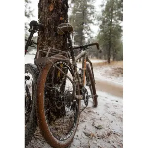 blatr010003-hinterer-gepacktrager-blackburn-outpost-schwarz-tu