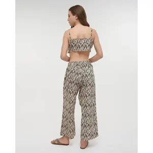 Conjunto de top corto y pantalón mujer Ble Resort Collection image-1