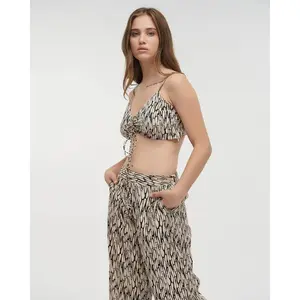 Conjunto de top corto y pantalón mujer Ble Resort Collection image-2