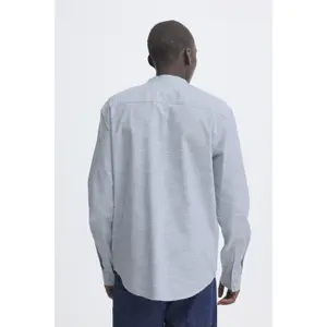 T-shirt με στρογγυλή λαιμόκοψη Blend Daris image-4