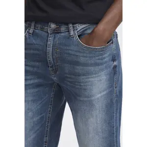 Short Blend Capri Twister image-5