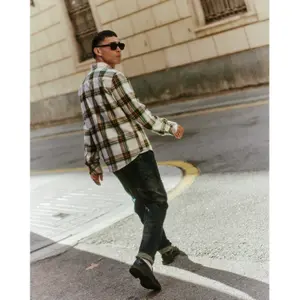 Langärmeliges kariertes Hemd mit Tasche Blend image-3