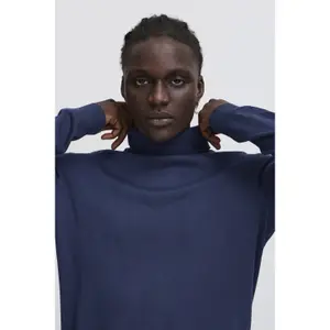 Sweter z golfem Blend image-5