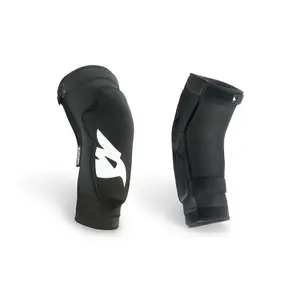 714566-ellenbogenschutzer-bluegrass-solid-schwarz-xs-20-23cm