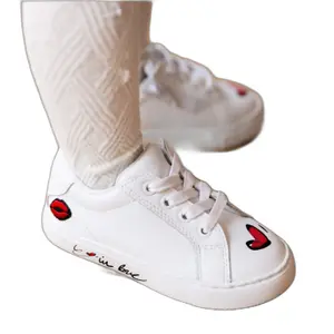 Children's sneakers Bons baisers de Paname Mini Simone In Love-Heart image-0