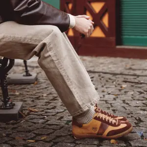 Baskets Botas Iconic Caramel image-4
