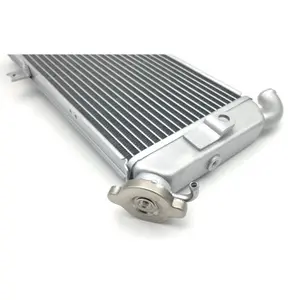 Ραδιέταιρα νερού Brazoline Kawasaki ER6 (09-11) image-2